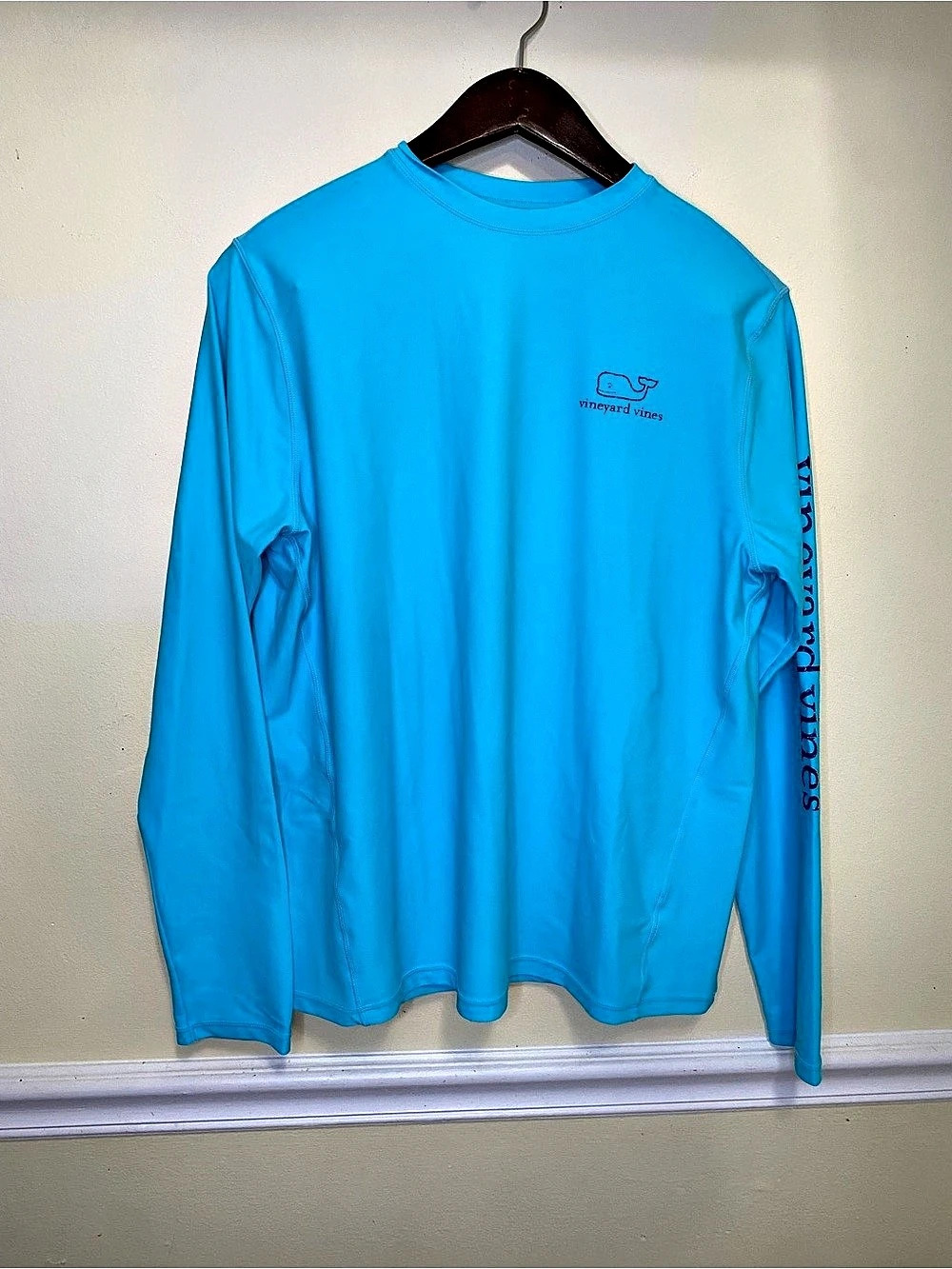 Vineyard Vines Men's Long Sleeve Nylon Shirt XL Like New